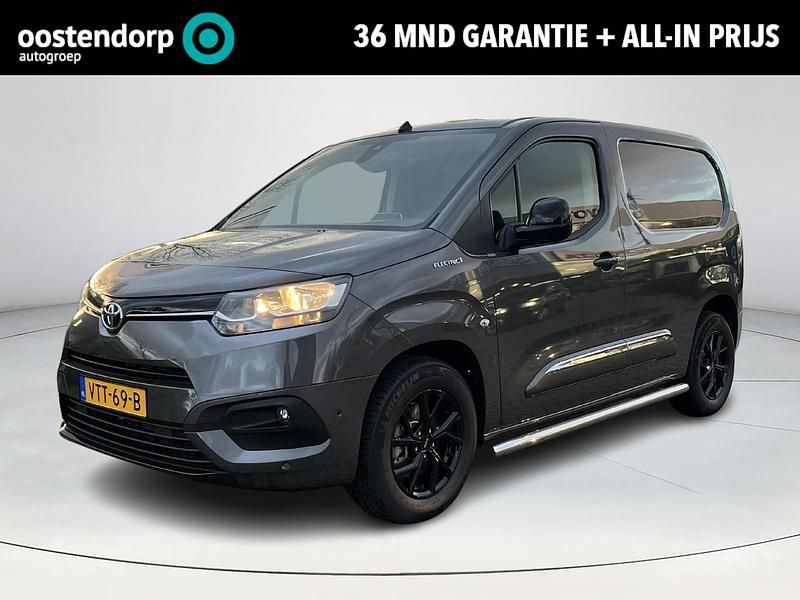 Grijs Gebruikt 2024 Toyota Proace City City Van | € 27.950 - Afbeelding 1/4