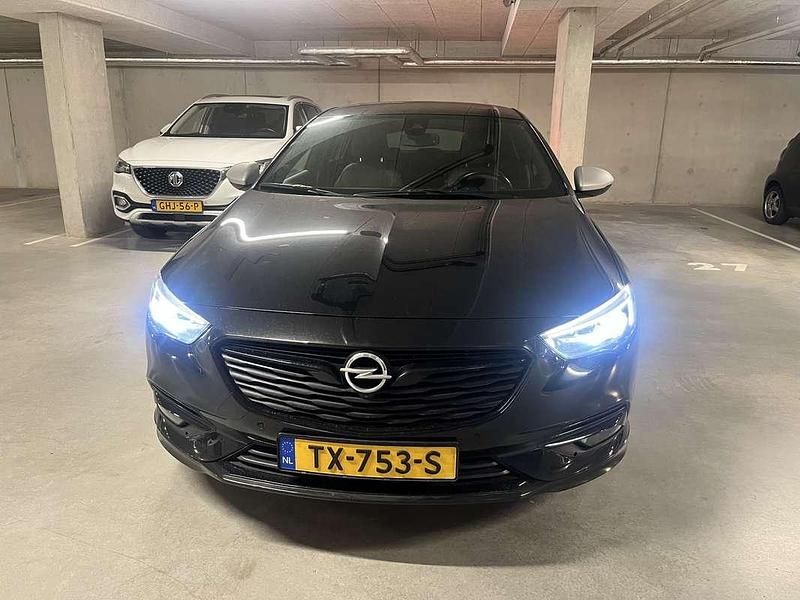 Occasion Opel Insignia Exklusiv 200 PK (147 kW) 2018 Zwart Hatchback