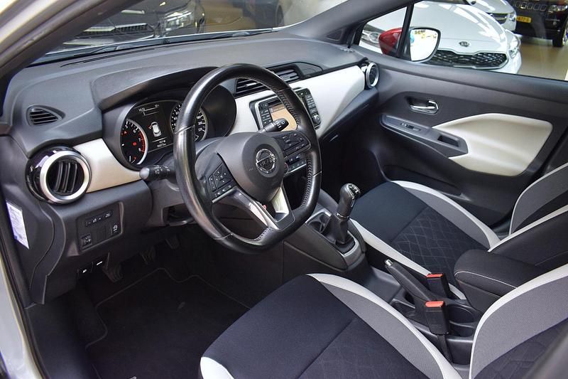 Occasion Nissan Micra N-Connecta 2018 Grijs Hatchback