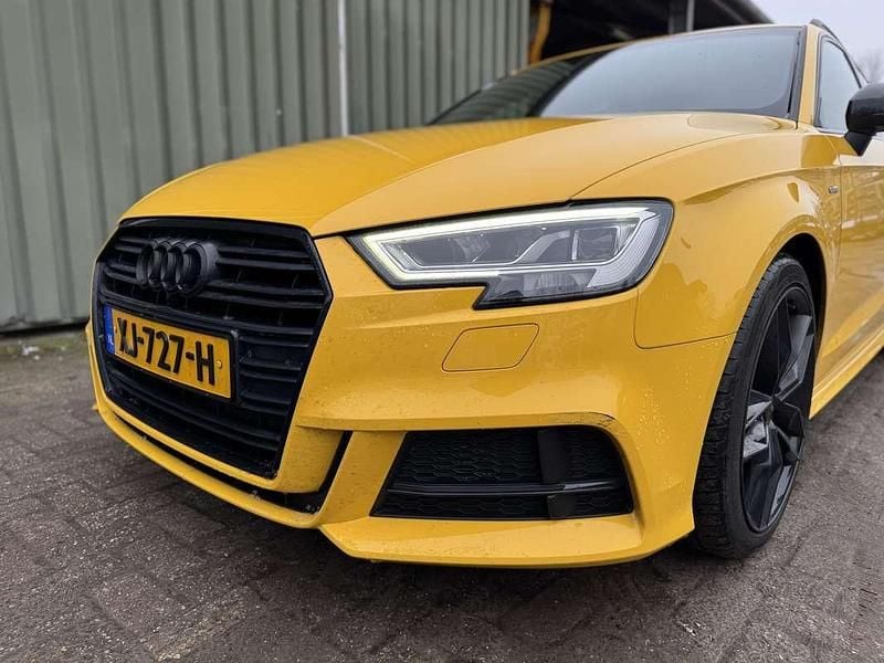 Occasion Audi A3 S-Line 150 PK (110 kW) 2019 Geel Hatchback