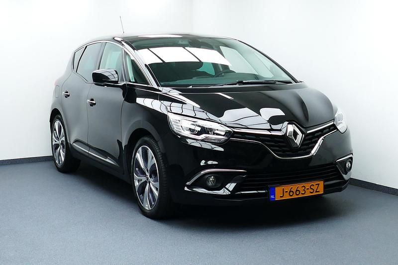 Zwart Gebruikt 2020 Renault Scénic IV Intens MPV | € 20.383 (Iets duurder) - Afbeelding 1/4