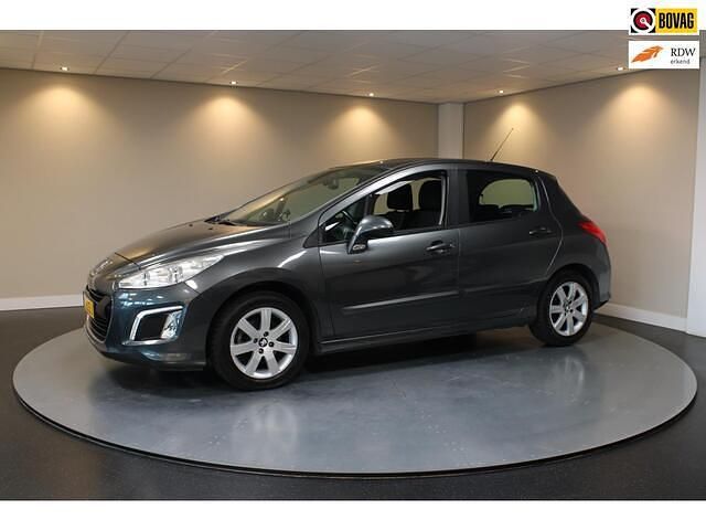 Grijs (metallic) Gebruikt 2012 Peugeot 308 Active Hatchback | € 4.440 (Eerlijke prijs) - Afbeelding 1/4