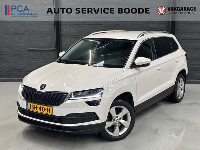 Wit Occasion 2022 Skoda Karoq Style SUV | € 24.925 (Iets duurder) - Afbeelding 1/4