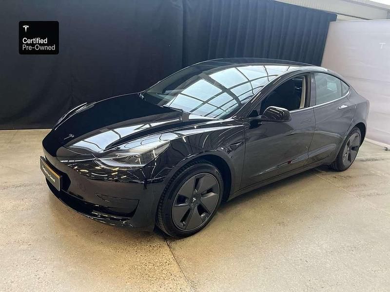 Zwart Gebruikt 2023 Tesla Model 3 RWD Sedan | € 28.500 (Goede deal) - Afbeelding 1/4