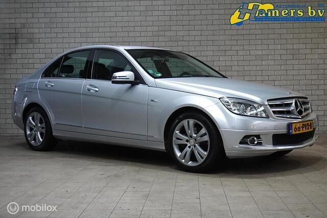 Grijs Gebruikt 2010 Mercedes C180 Avantgarde Sedan | € 11.450 (Iets duurder) - Afbeelding 1/4