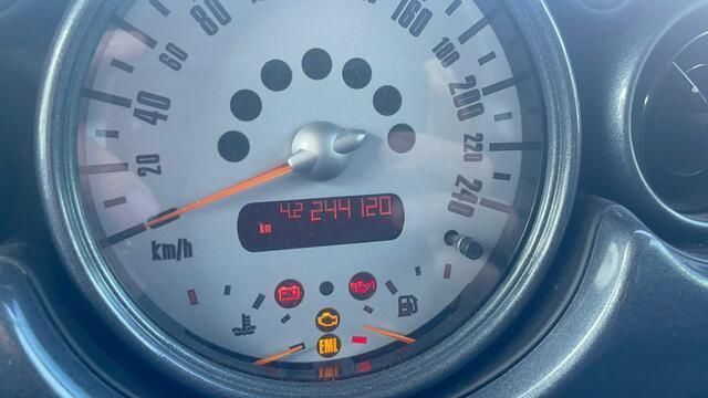 Occasion Mini Cooper Pepper 116 PK (85 kW) 2003 Rood Hatchback