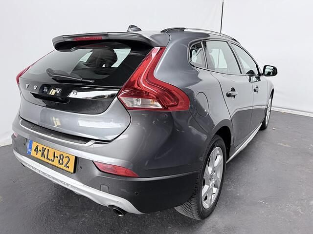 Occasion Volvo V40 Summum 180 PK (132 kW) 2013 Grijs Hatchback