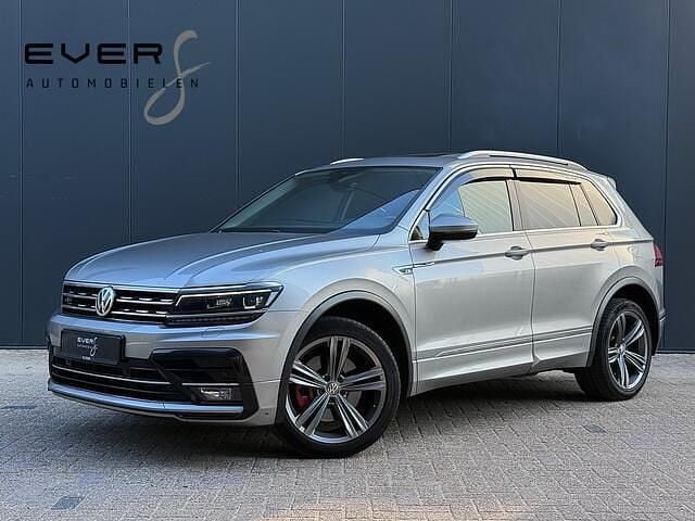 Grijs Gebruikt 2017 VW Tiguan Highline SUV | € 22.950 (Goede deal) - Afbeelding 1/4
