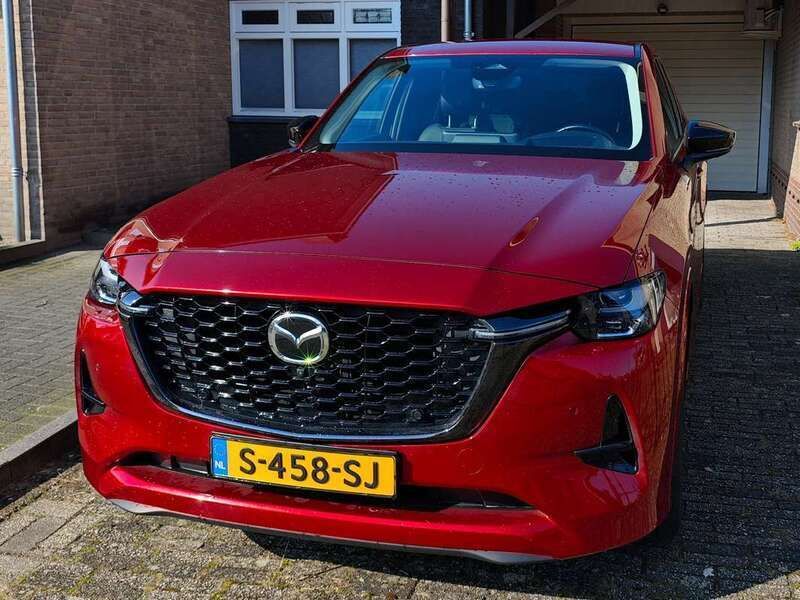 Rood Gebruikt 2022 Mazda CX-60 SUV | € 40.000 (Eerlijke prijs) - Afbeelding 1/4