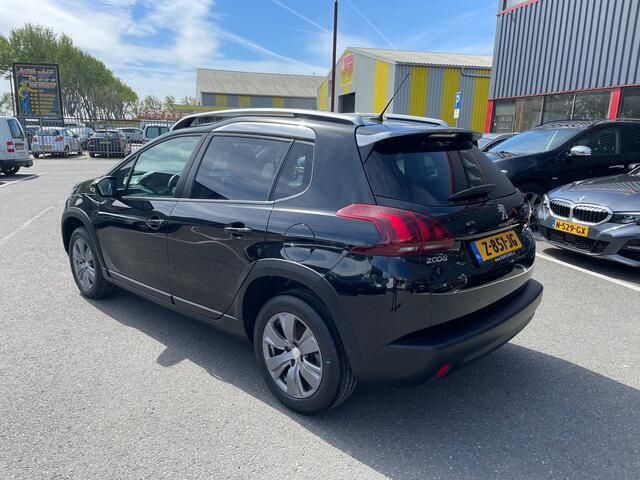 Occasion Peugeot 2008 Allure 83 PK (61 kW) 2019 Zwart, metallic lak SUV