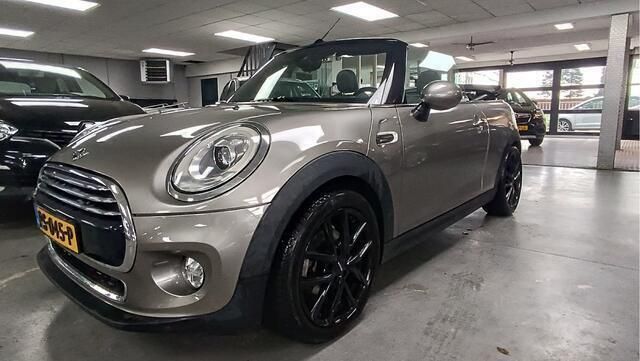 Grijs Gebruikt 2017 Mini Cooper Cabriolet Business Cabriolet | € 19.950 (Eerlijke prijs) - Afbeelding 1/4