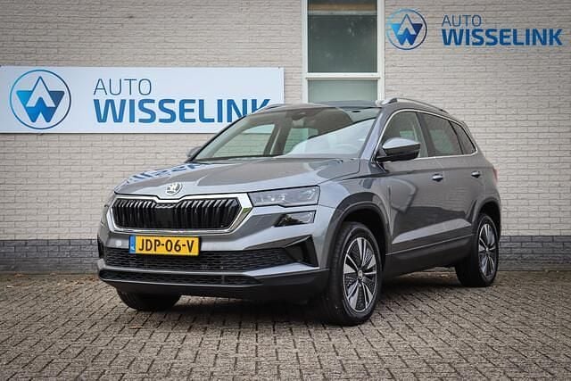 Grijs Gebruikt 2023 Skoda Karoq Business Line SUV | € 31.900 (Super prijs) - Afbeelding 1/4