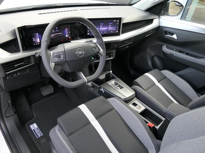 Nieuw Opel Frontera 145 PK (106 kW) 2025 Wit SUV