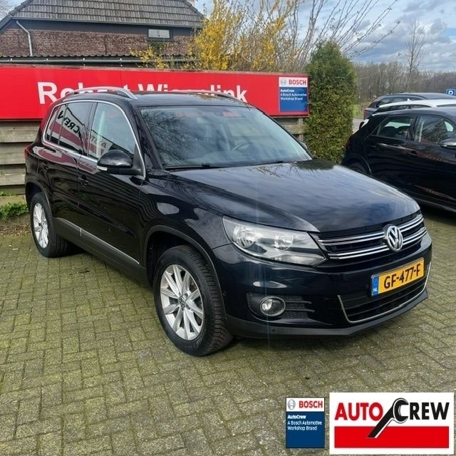 Zwart Gebruikt 2012 VW Tiguan Track & Field SUV | € 11.950 (Duur) - Afbeelding 1/4