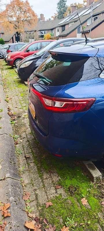 Occasion Renault Mégane GrandTour Bose Edition 101 PK (74 kW) 2017 Blauw Stationwagen