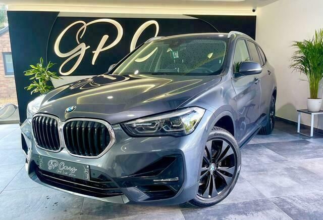 Grijs Gebruikt 2020 BMW X1 Sport Line SUV | € 32.900 (Duur) - Afbeelding 1/4