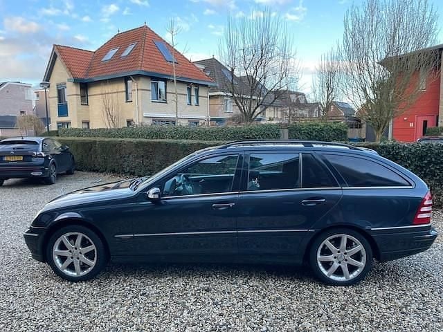 Occasion Mercedes C320 Elegance 217 PK (159 kW) 2001 Zwart Stationwagen