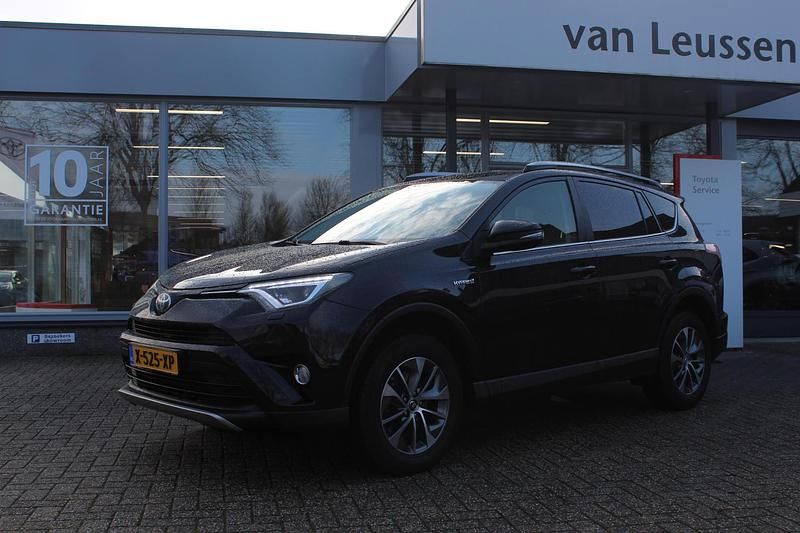 Zwart Occasion 2024 Toyota RAV4 Hybrid SUV | € 17.400 - Afbeelding 1/4