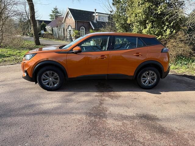 Occasion Peugeot 2008 Active 131 PK (96 kW) 2021 Oranje SUV