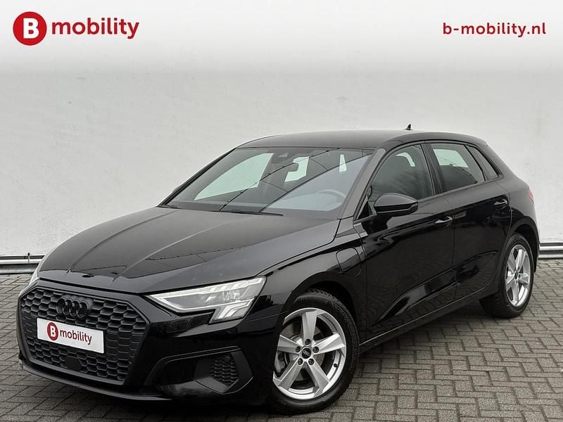 Occasion Audi A3 Sportback e-tron S-Line 2022 Zwart Hatchback