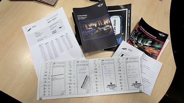 Occasion Mini Countryman Business 98 PK (72 kW) 2014 Zilver (metallic) SUV