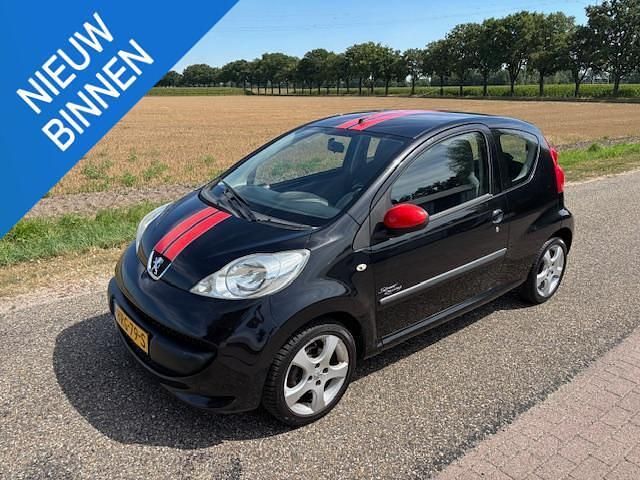 Zwart Gebruikt 2008 Peugeot 107 Hatchback | € 2.950 (Eerlijke prijs) - Afbeelding 1/4