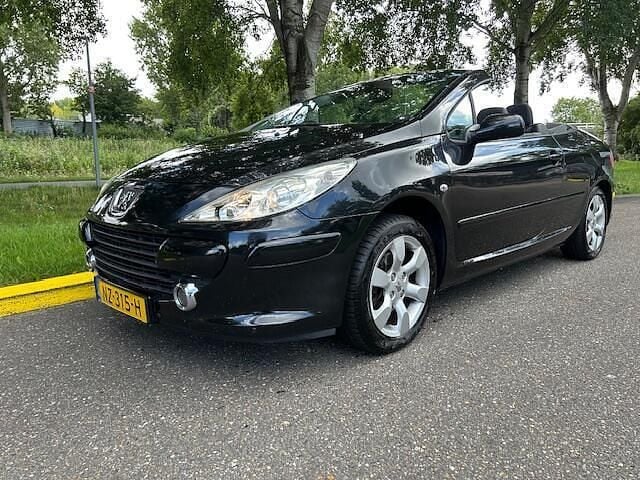Zwart Gebruikt 2006 Peugeot 307 CC Cabriolet | € 2.750 (Goede deal) - Afbeelding 1/4