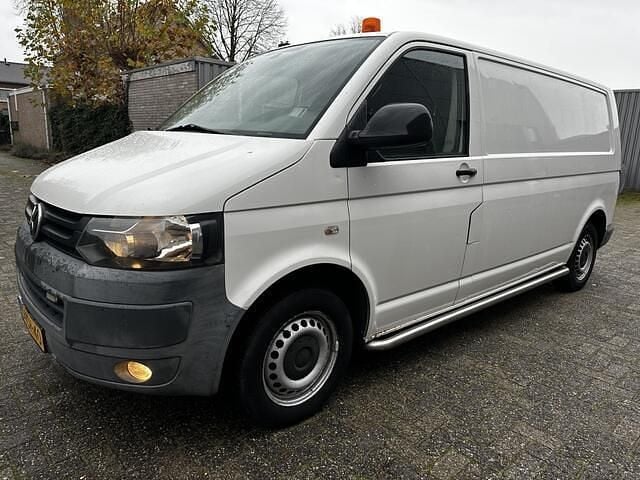 Wit Gebruikt 2011 VW T5 Van | € 4.850 - Afbeelding 1/4