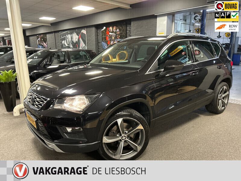 Zwart, metallic lak Gebruikt 2016 Seat Ateca Style SUV | € 15.750 (Eerlijke prijs) - Afbeelding 1/4
