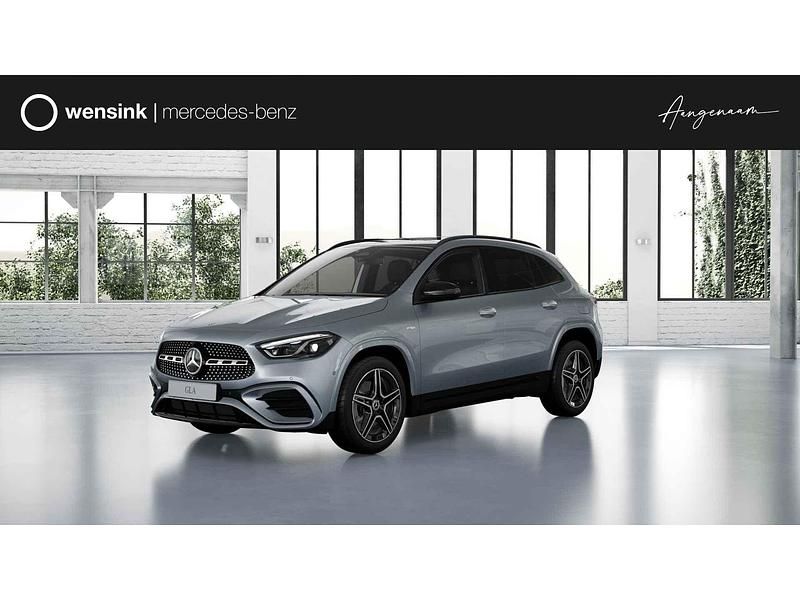 Grijs Gebruikt 2025 Mercedes GLA250 Business SUV | € 54.400 (Duur) - Afbeelding 1/4