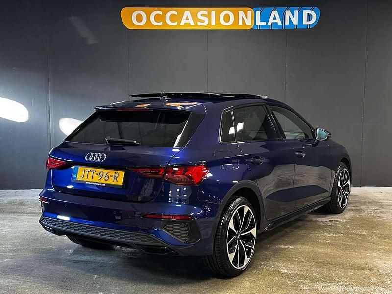 Occasion Audi A3 Sportback e-tron Competition 150 PK (110 kW) 2021 Blauw Hatchback