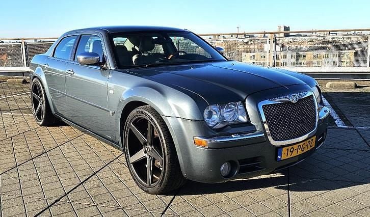 Occasion 2004 Chrysler 300C | € 10.950 (Goede deal) - Afbeelding 1/4