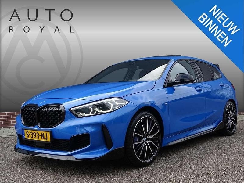 Blauw Gebruikt 2021 BMW M135 Executive Hatchback | € 35.995 (Goede deal) - Afbeelding 1/4