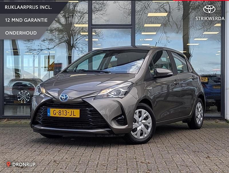Grijs Gebruikt 2019 Toyota Yaris Hybrid Active Hatchback | € 16.995 (Eerlijke prijs) - Afbeelding 1/4