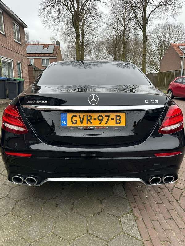 Gebruikt 2019 Mercedes E350 AMG line Sedan | € 52.500 - Afbeelding 1/4