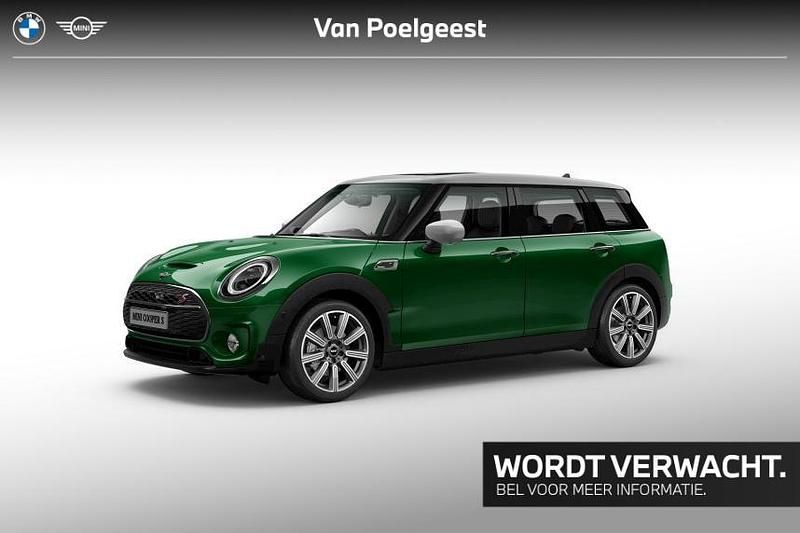 British racing green Occasion 2021 Mini Cooper Clubman Business Stationwagen | € 30.900 (Iets duurder) - Afbeelding 1/3
