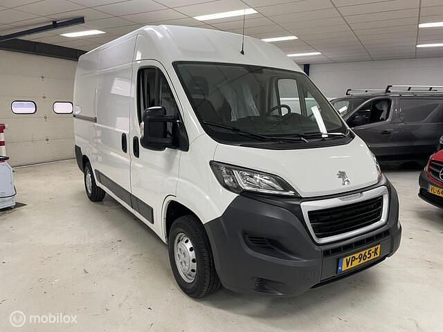 Wit Occasion 2015 Peugeot Boxer Van | € 9.950 (Eerlijke prijs) - Afbeelding 1/4