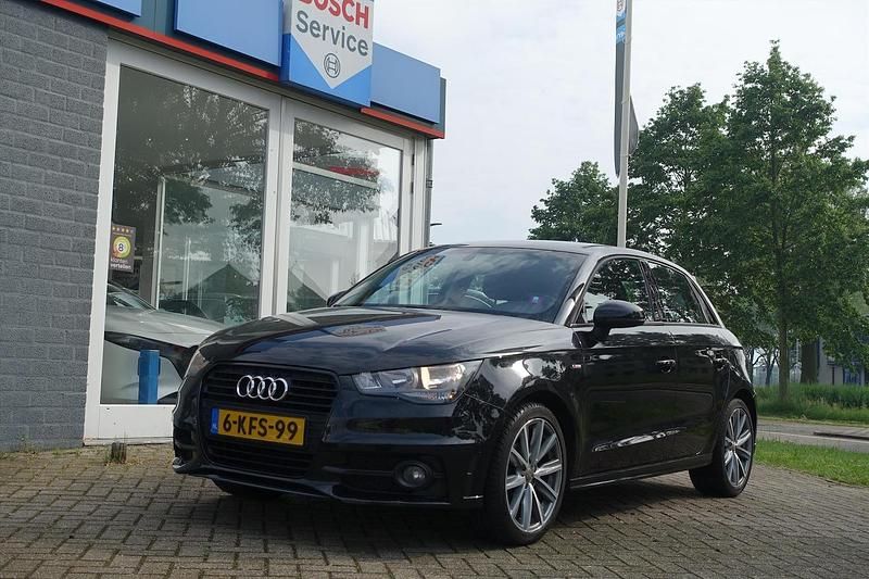Zwart Gebruikt 2013 Audi A1 Admired Hatchback | € 7.950 (Eerlijke prijs) - Afbeelding 1/4