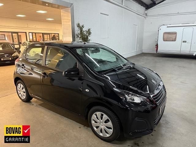 Zwart Gebruikt 2021 Peugeot 108 Active Hatchback | € 9.400 (Eerlijke prijs) - Afbeelding 1/4