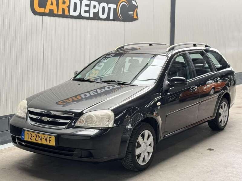 Zwart Gebruikt 2008 Chevrolet Nubira Stationwagen | € 1.499 - Afbeelding 1/4