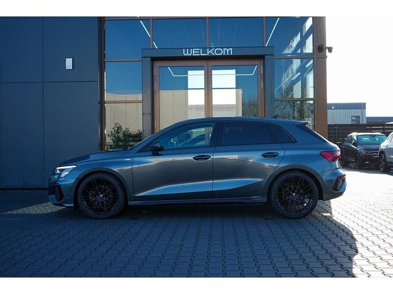 Occasion Audi A3 Sportback Black Edition 150 PK (110 kW) 2021 Grijs Hatchback