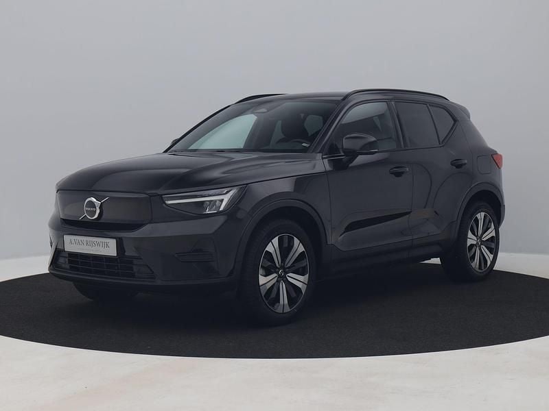 Zwart Gebruikt 2022 Volvo XC40 Plus SUV | € 28.400 (Super prijs) - Afbeelding 1/4