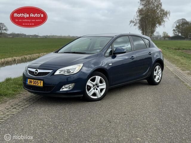 Blauw Gebruikt 2010 Opel Astra Edition Hatchback | € 5.450 (Eerlijke prijs) - Afbeelding 1/4
