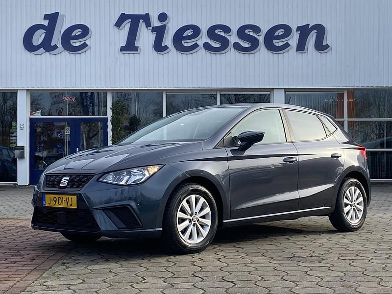 Occasion Seat Ibiza Business 97 PK (71 kW) 2020 Grijs Hatchback