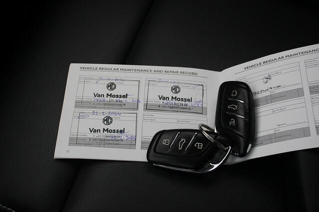 Occasion MG ZS Luxury 105 kW (143 PK) 2020 Zwart SUV