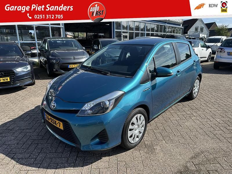 Groen Gebruikt 2012 Toyota Yaris Hybrid Hatchback | € 9.950 (Eerlijke prijs) - Afbeelding 1/4
