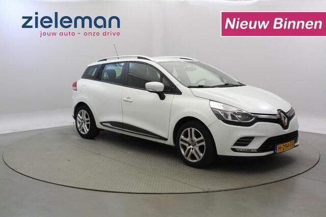 Wit Gebruikt 2020 Renault Clio GrandTour Zen Stationwagen | € 9.845 (Eerlijke prijs) - Afbeelding 1/4