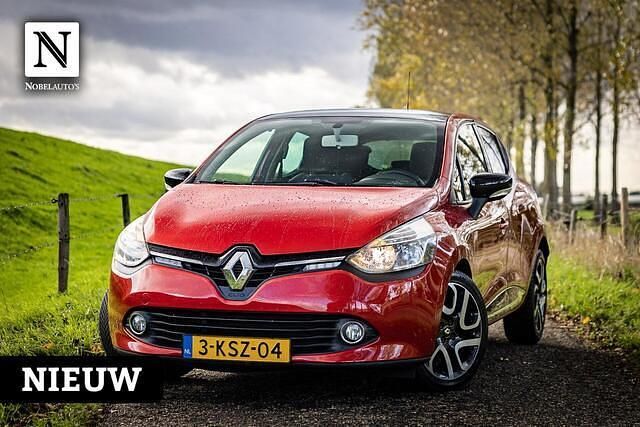 Rood Gebruikt 2013 Renault Clio IV Dynamique Hatchback | € 5.690 (Eerlijke prijs) - Afbeelding 1/4