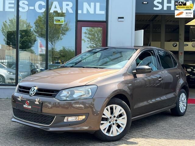 Bruin Gebruikt 2013 VW Polo Edition Hatchback | € 8.499 (Eerlijke prijs) - Afbeelding 1/4