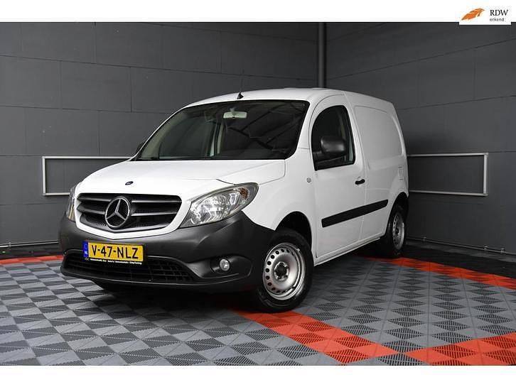 Wit Occasion 2021 Mercedes Citan 109 Van | € 9.950 (Eerlijke prijs) - Afbeelding 1/4